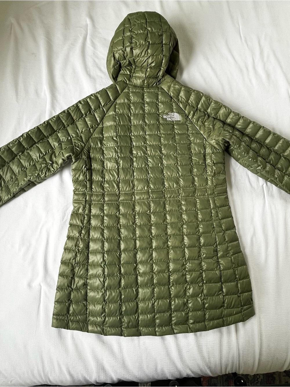 The North Face Women's Olive Hooded Quilted Puffer Jacket - Picture 10 of 12